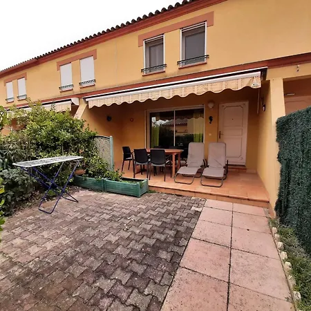 Holiday home Valras-plage: Pavillon 6 Pers, Piscine, Parking Prive - Fr-1-781-66