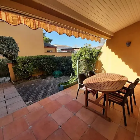 Valras-plage: Pavillon 6 Pers, Piscine, Parking Prive - Fr-1-781-66 別荘 *